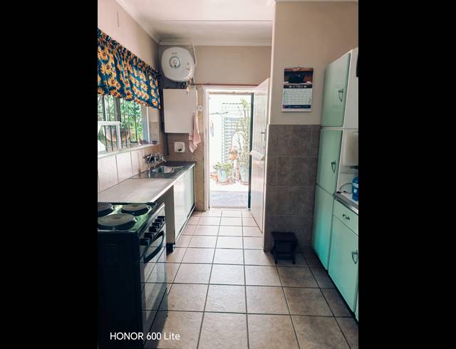 3 BEDROOM HOUSE FOR SALE IN BIRCHLEIGH